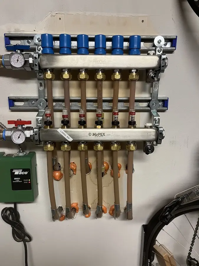 Plumber performing Gas Leak Detection at a residential property in Oakland